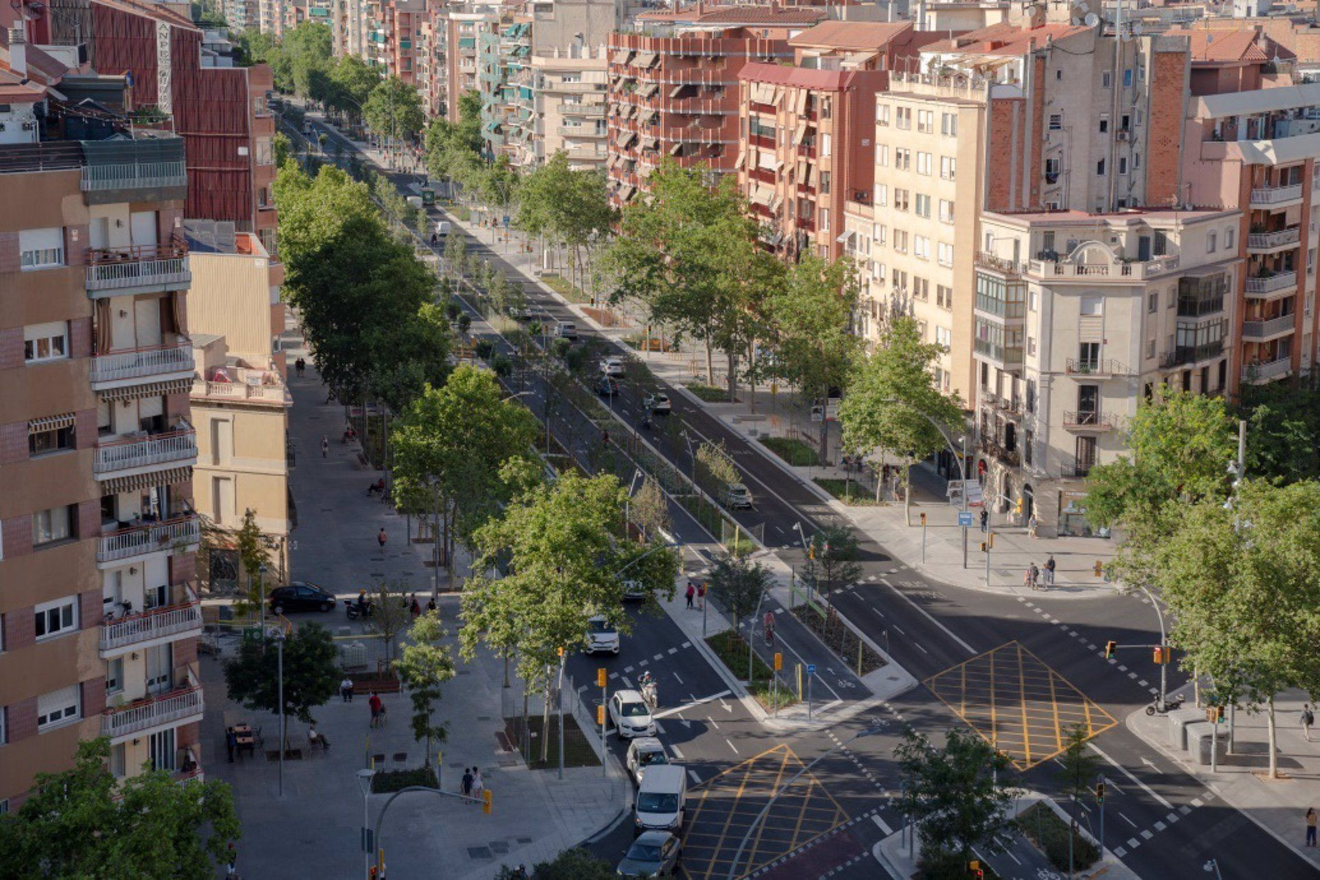 Avenida Meridiana tras los trabajos / AJ BCN