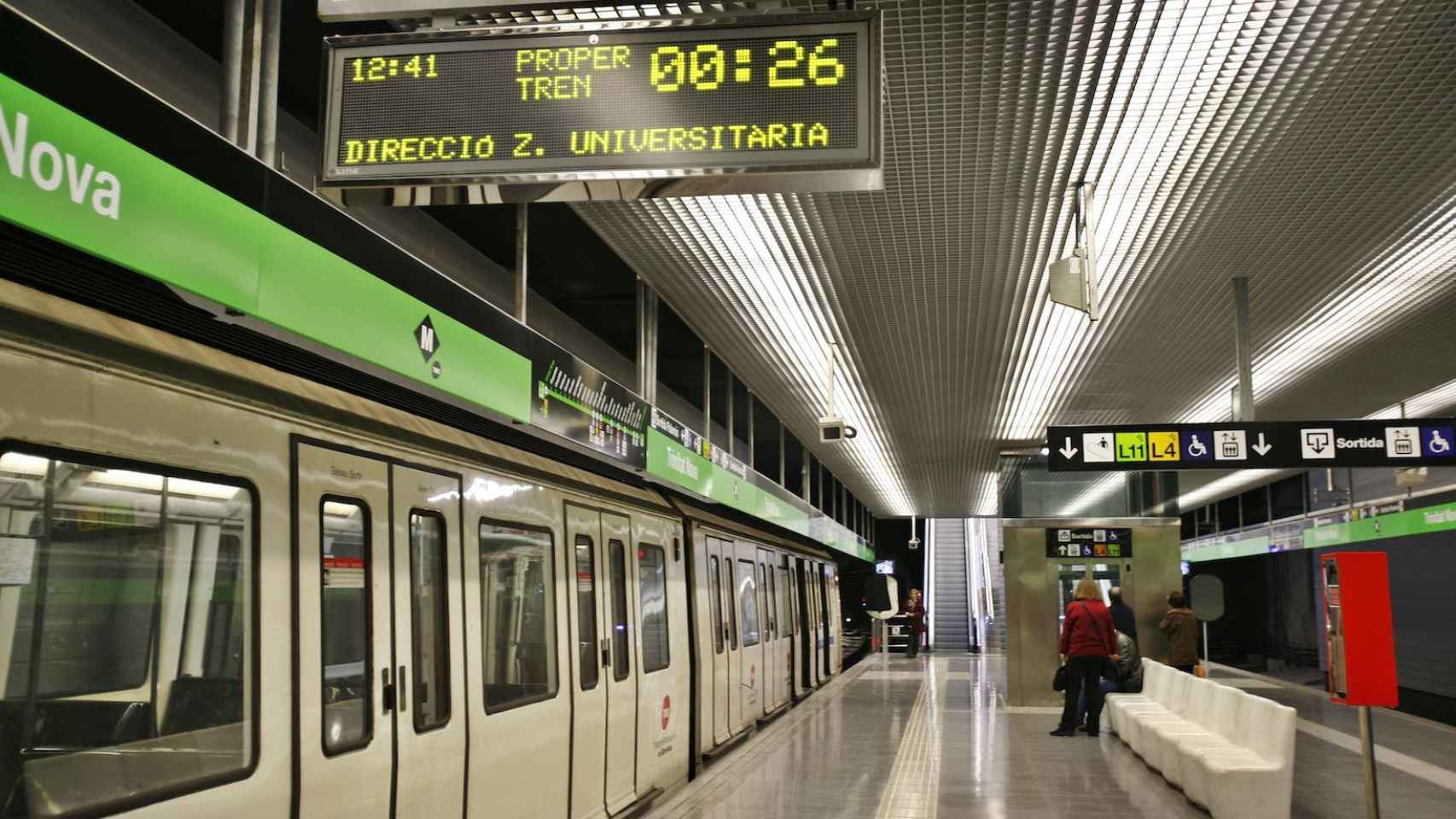 Estación de metro de la L3 / TMB