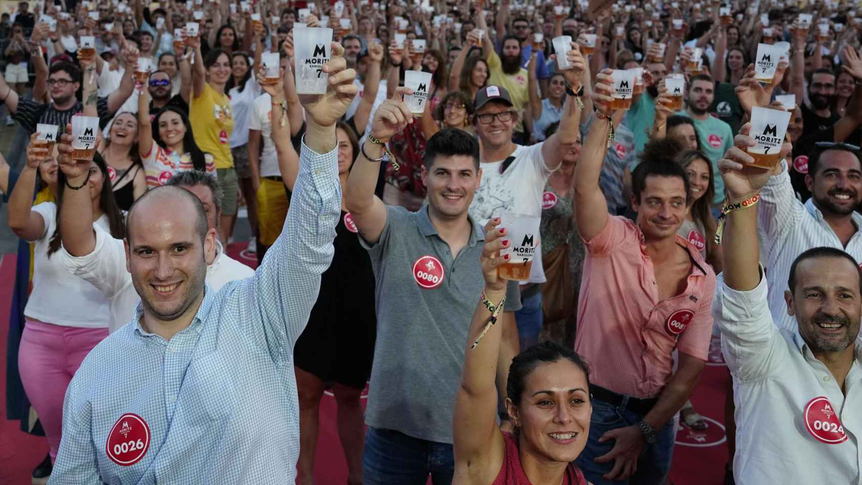 Participantes en la cata de cerveza / EFE