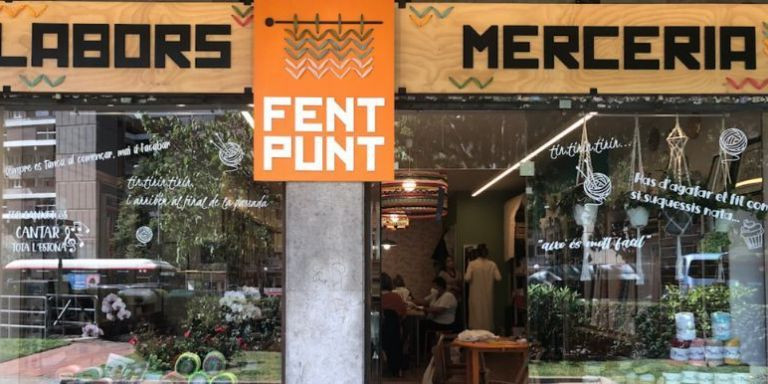 Exterior de la mercería Fent Punt / FENT PUNT