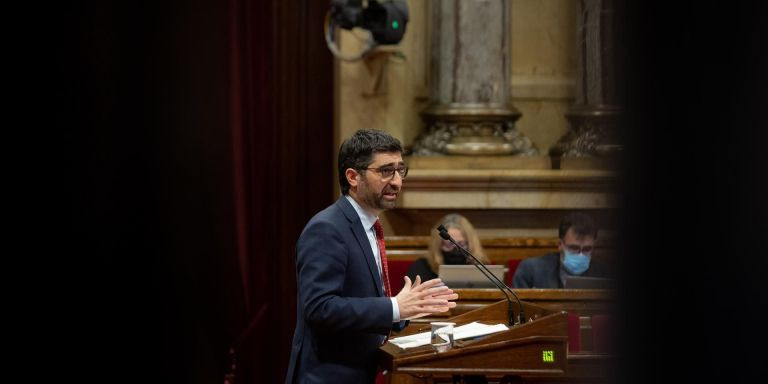 El vicepresidente de la Generalitat y conseller de Políticas Digitales y Territorio, Jordi Puigneró, en el pleno del Parlament / EUROPA PRESS - David Zorrakino