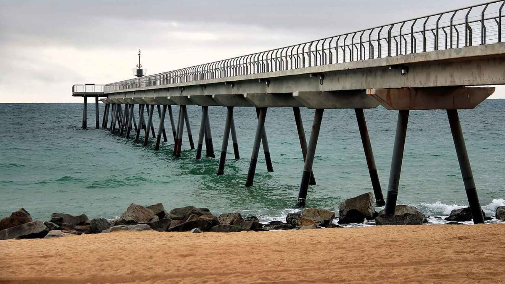 Pont del petroli de Badalona