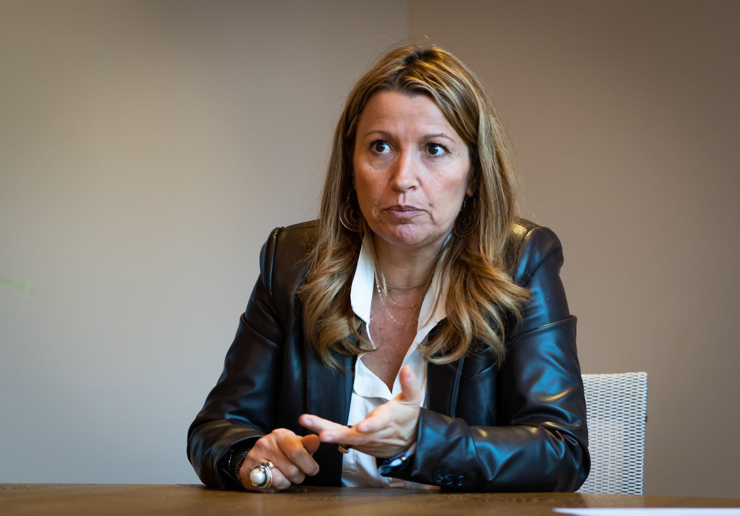 La líder de Valents, Eva Parera, durante una entrevista con Metrópoli / METRÓPOLI - LUIS MIGUEL AÑÓN