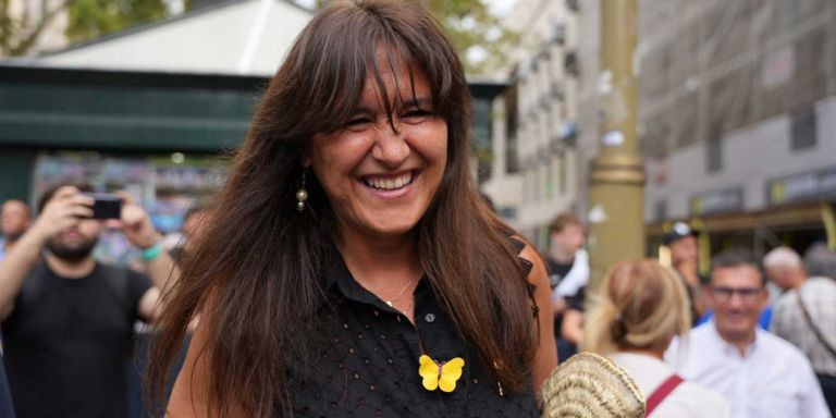 Laura Borràs, dirigente de JxCat y presidenta del Parlament, en el acto de protesta en el 17A / AÑÓN