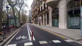 Carril bici en la Gran Via / AJ BCN