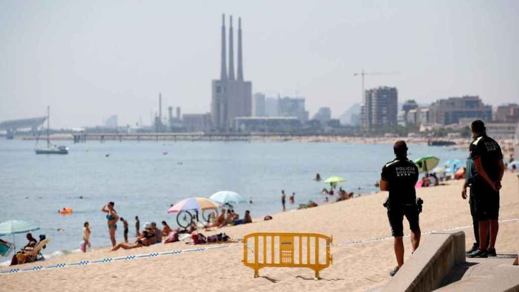 Imagen de archivo de una playa de Badalona