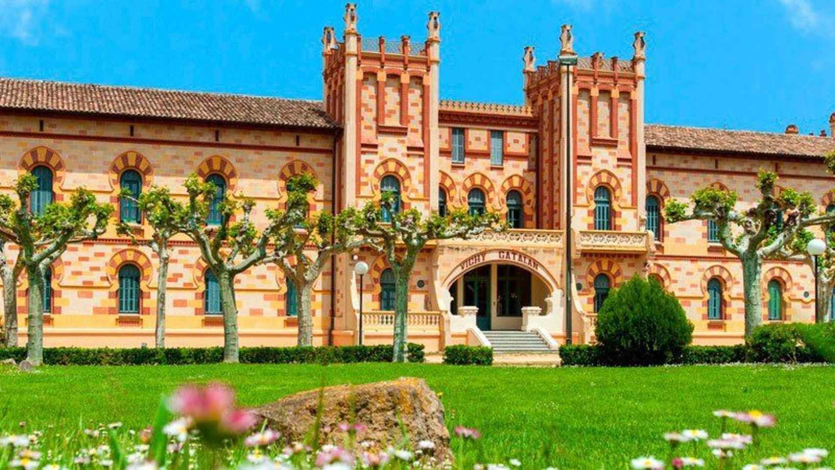 Balneario Vichy Catalán en Caldes de Malavella / VICHY