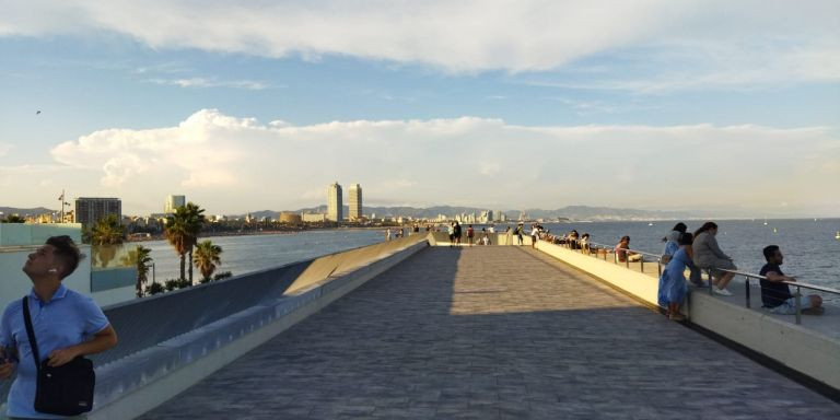 El paseo hasta el mirador, con el mar al fondo / METRÓPOLI - JS