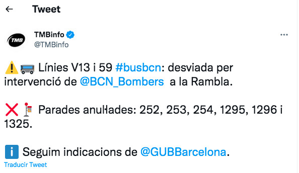 Tuit de los desvíos de los buses de TMB por el incendio de la calle de Tallers del Raval / TWITTER 