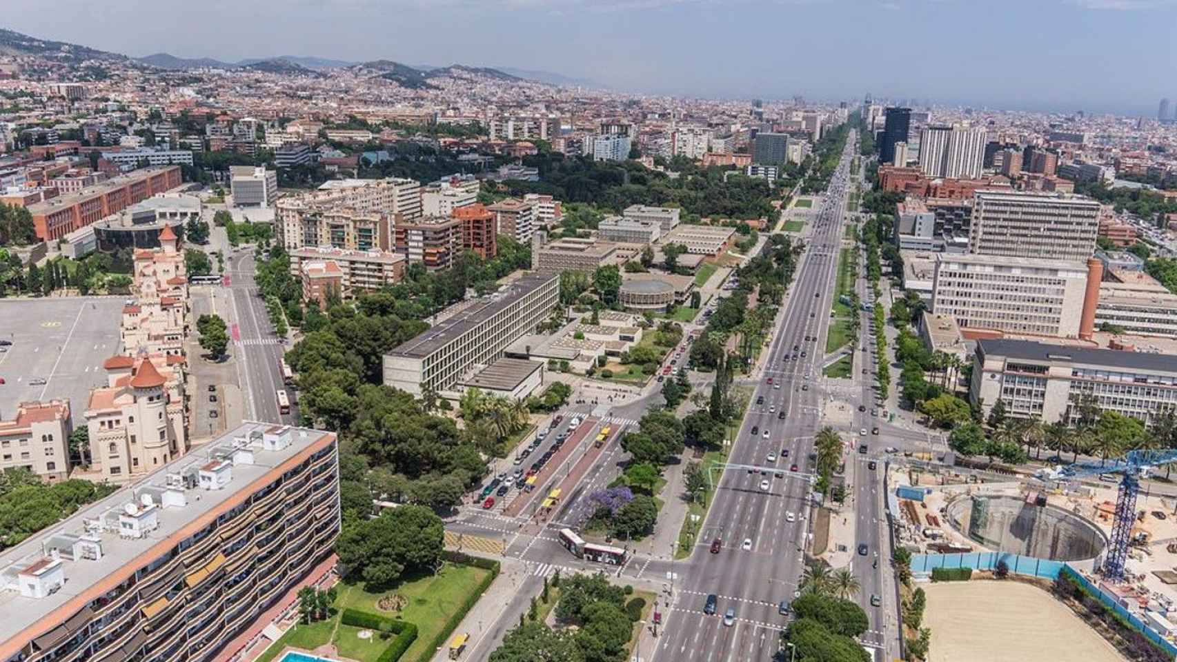 Vista aérea de la avenida Diagonal / AJ BCN