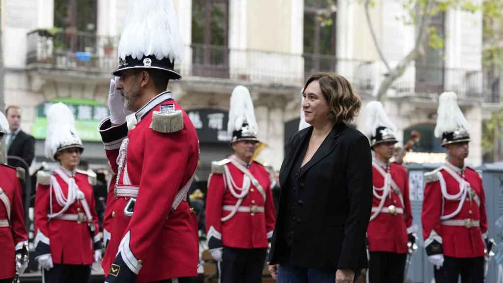 Colau, en la ofrenda Floral de la Diada de Catalunya de 2022 / EFE-ALEJANDRO GARCÍA