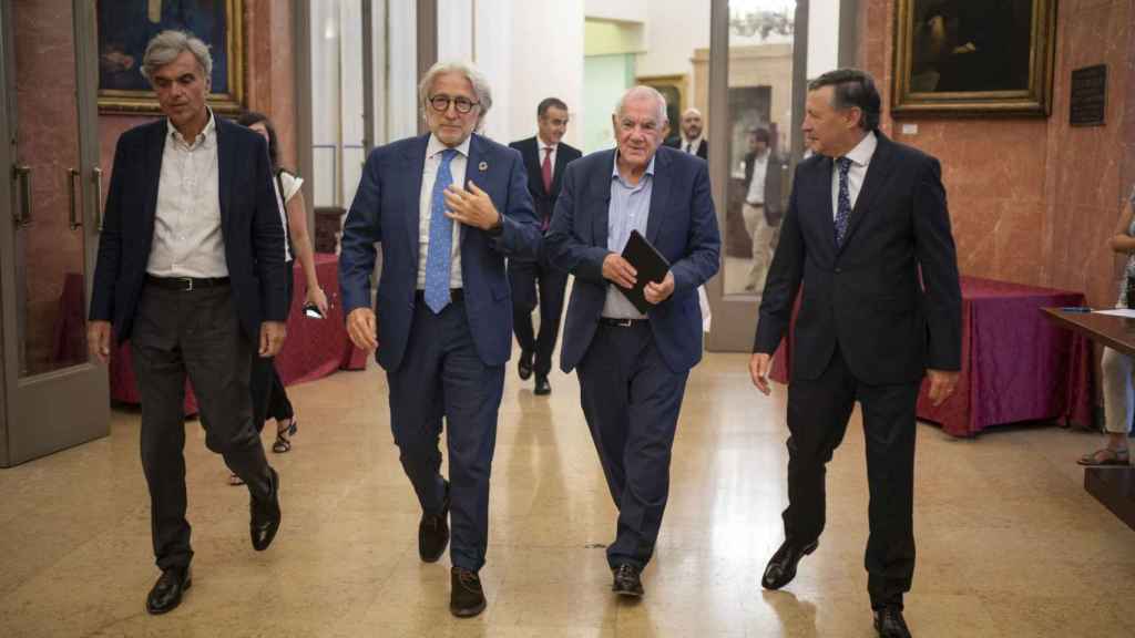 Fèlix Riera, Josep Sánchez Llibre, Ernest Maragall y Ángel Simón, en la sede de Foment del Treball / FT