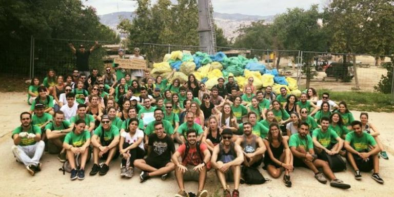 Voluntarios de limpieza de Brunch-In the Park en una edición anterior / BRUNCH