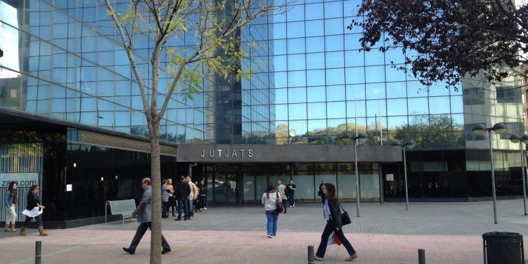 Exterior de los Juzgados de Sabadell / EUROPA PRESS