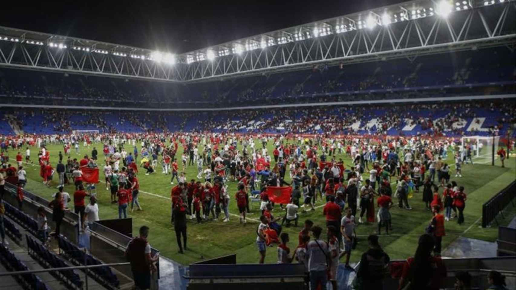 La afición marroquí toma el campo del Espanyol en Cornellà / EFE