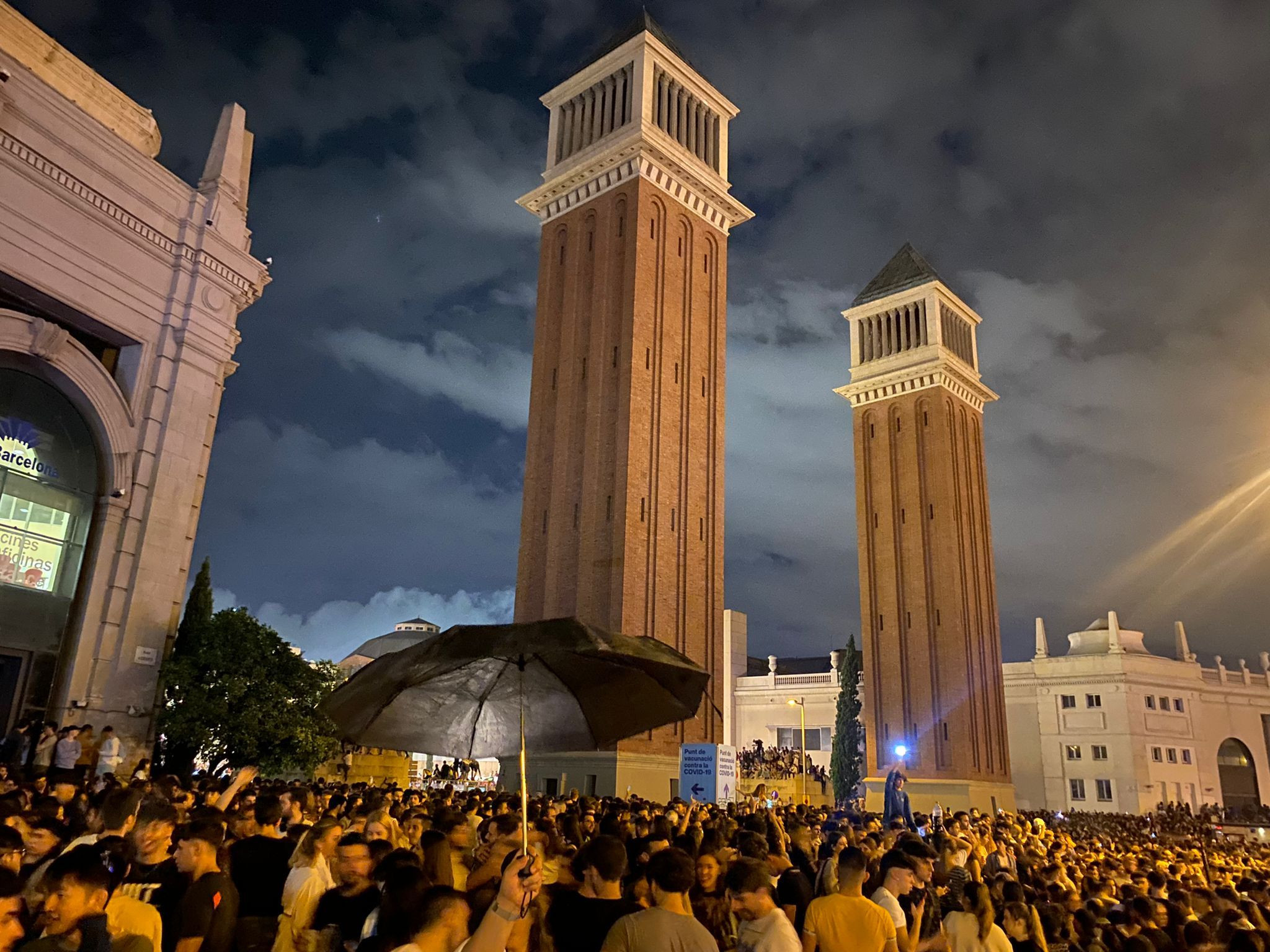 Aglomeraciones en la plaza de Espanya por los conciertos de la Mercè 2022/ CEDIDA