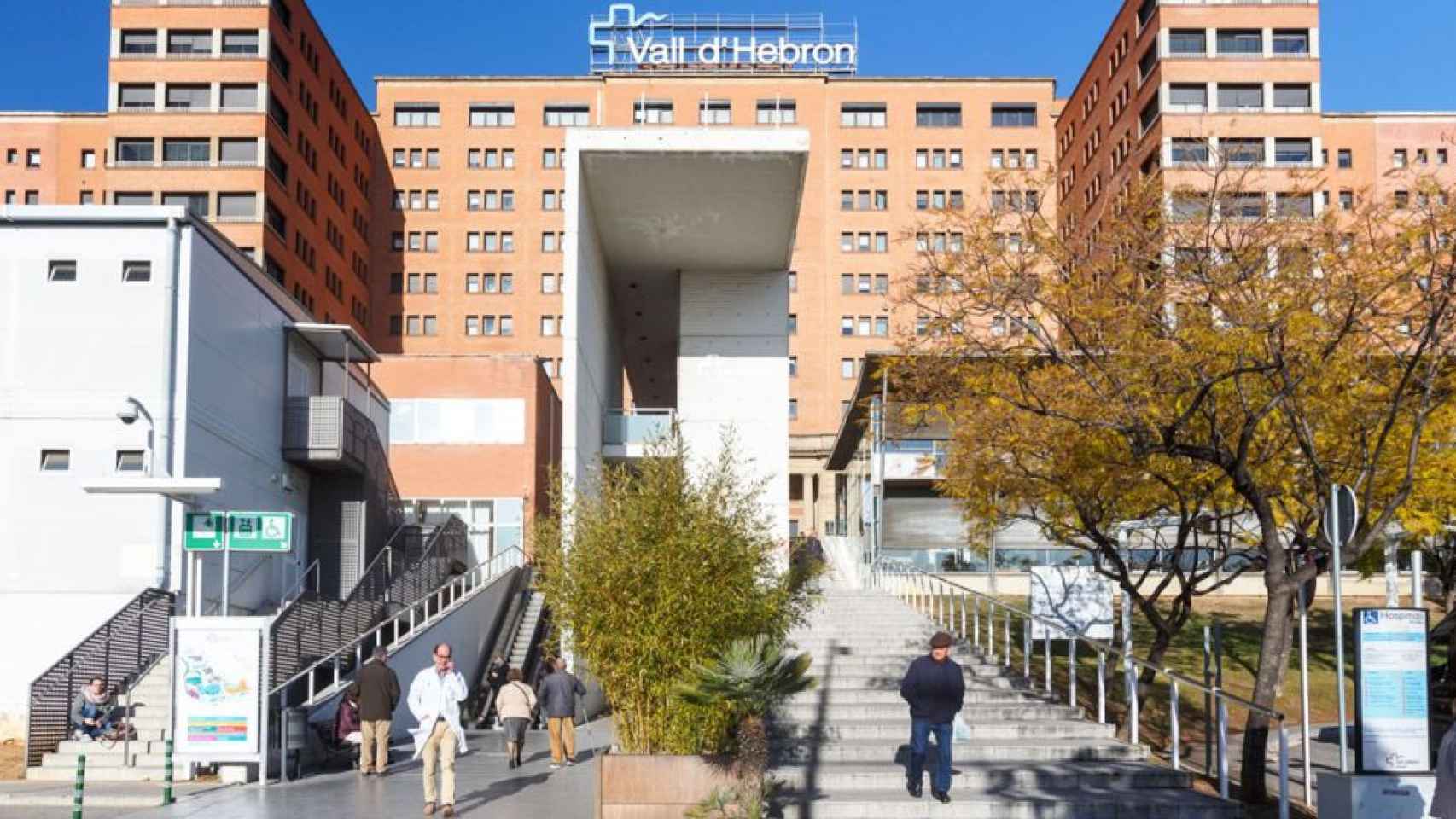 Imagen del Hospital Vall d'Hebron, que ha doblado las camas en UCI por bronquiolitis / Cedida