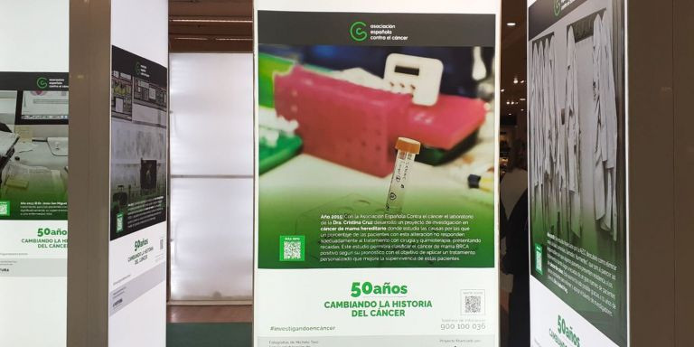 Imagen de la exposición ’50 años cambiando la historia del cáncer’ / CG