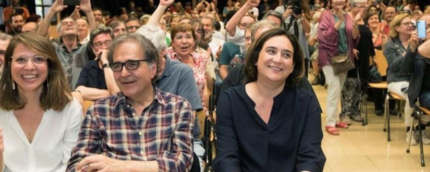 Janet Sanz, Joan Subirats y Ada Colau durante un acto / EFE