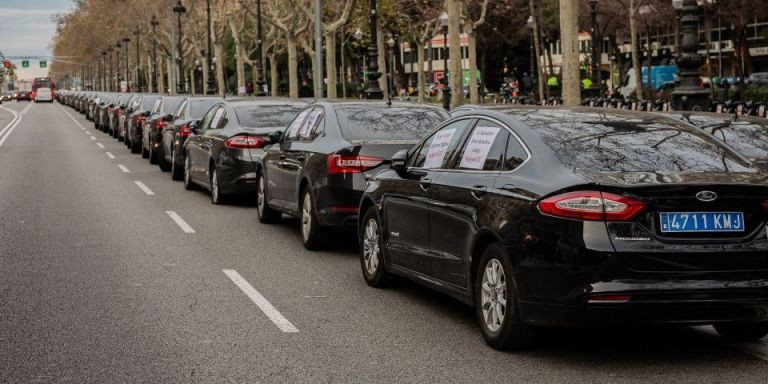 Vehículos de VTC en Barcelona / EUROPA PRESS