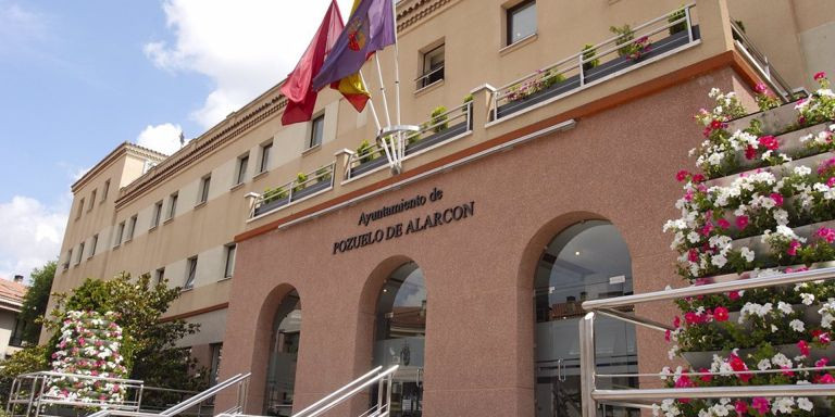  Fachada del Ayuntamiento de Pozuelo de Alarcón / AYUNTAMIENTO DE POZUELO