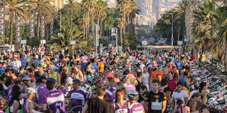 El Triatlón de Barcelona en una edición anterior / AJUNTAMENT