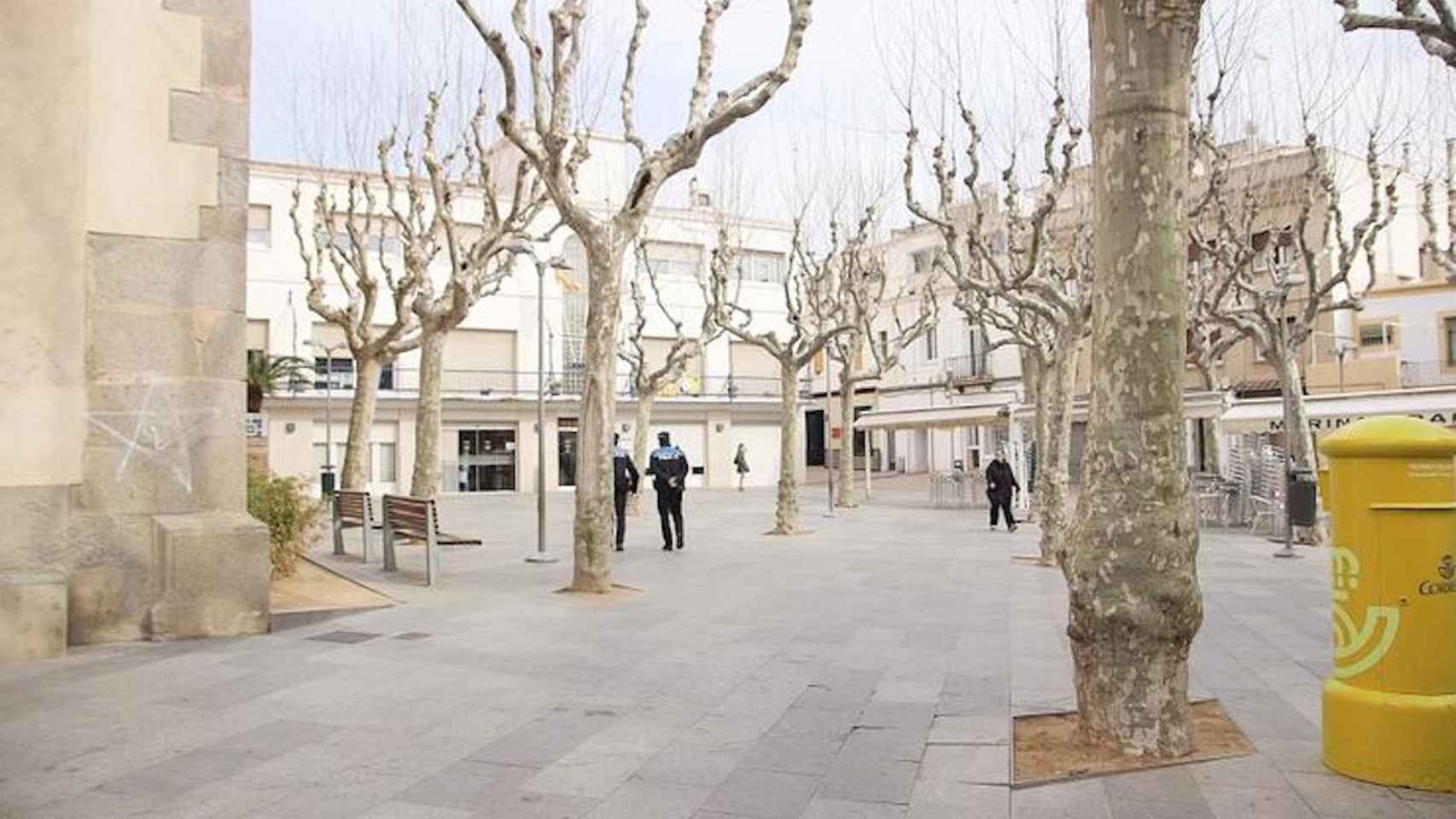 La plaza de l'Ajuntament de Premià de Mar / AYUNTAMIENTO DE PREMIÀ