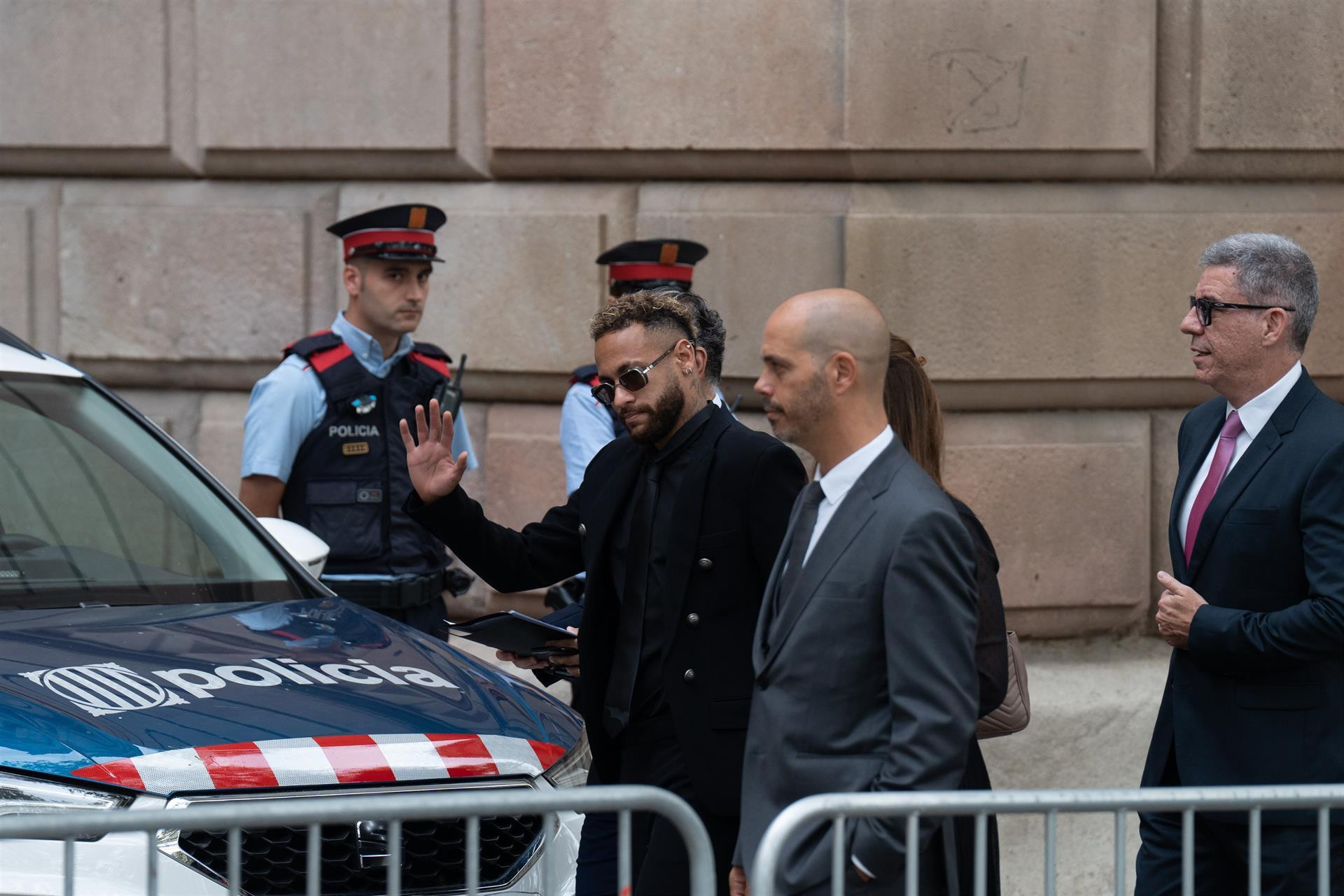 Neymar, a su llegada a la Audiencia de Barcelona / EUROPA PRESS - DAVID ZORRAKINO