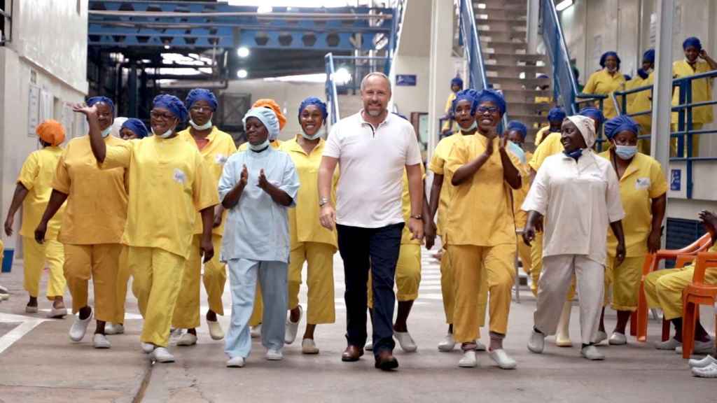 Trabajadores de Airone Seafood en Costa de Marfil