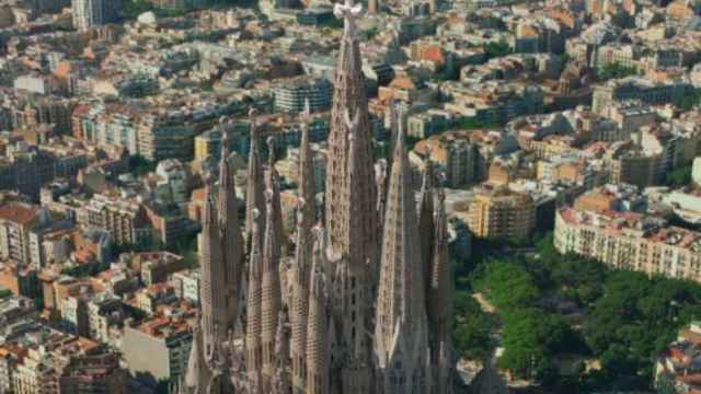 RENDERSAGRADAFAMILIA_570x340