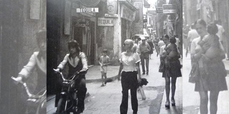 Calle de Escudellers en los años 60-70 / CEDIDA