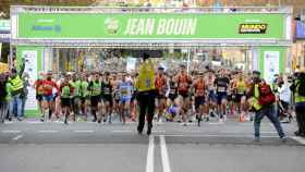 Corredores en la Jean Bouin / AJ BCN