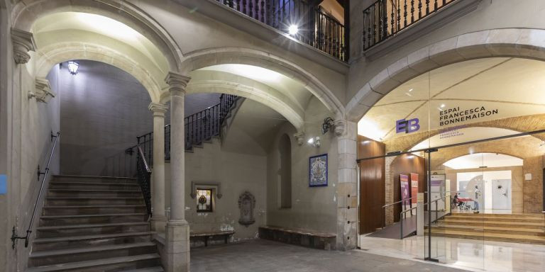 Interior de la Biblioteca Francesca Bonnemaison / X. SUBIAS - DIPUTACIÓN 