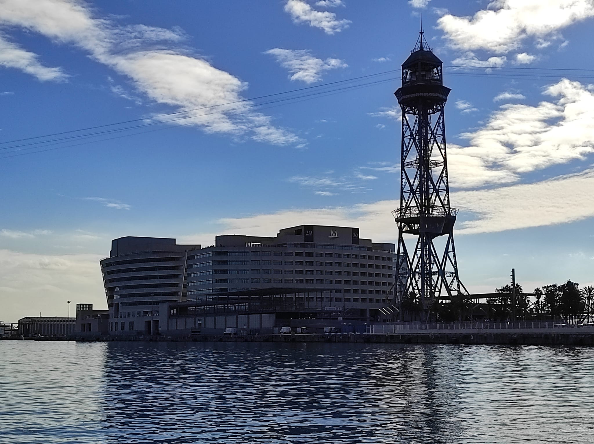 Imagen de la terminal del Port de Barcelona / METRÓPOLI