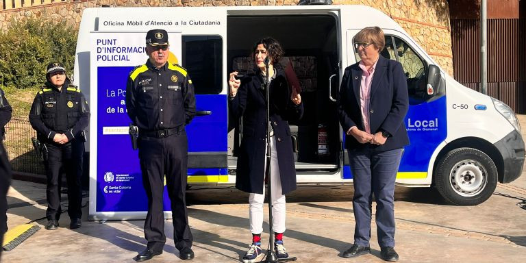 La alcaldesa Núria Parlon y el intendente mayor Roberto Jorge anuncian las nuevas medidas policiales / ÁNGELA VÁZQUEZ