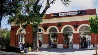 La estación más antigua de Catalunya, encallada: Barcelona retrasa la 'segunda vida' de Sant Andreu Comtal