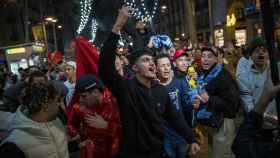 Aficionados marroquíes en La Rambla de Barcelona / EUROPA PRESS