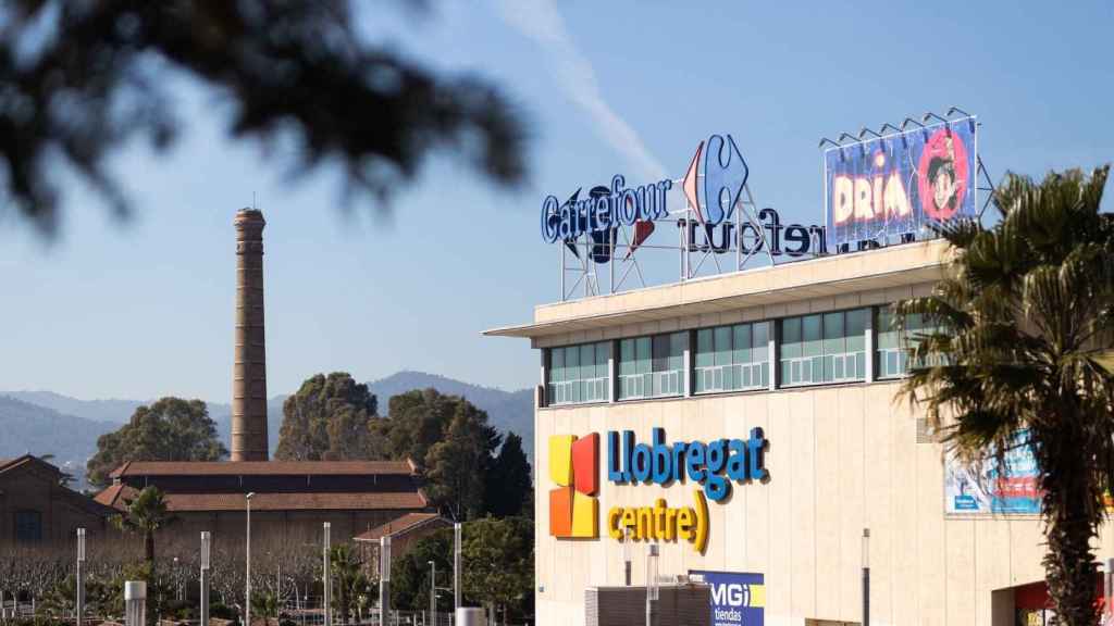 Centro comercial Llobregat Centre de Cornellà / REDES SOCIALES