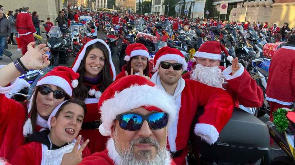 Imagen de una edición de la Papanoelada Motera en Barcelona / CG