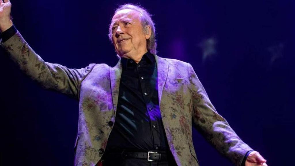 Serrat, en su último concierto en el Palau Sant Jordi