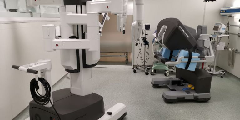 Una imagen del robot Da BVinci de Clínica Diagonal 