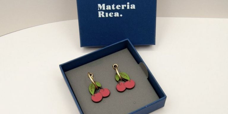 Pendientes de km0 de Materia Rica / RRSS (@MateriaRica)