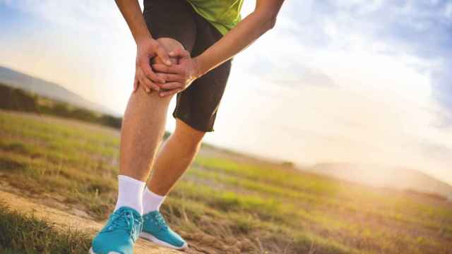 La artrosis de rodilla es un trastorno que acaba siendo incapacitante / QUIRÓNSALUD