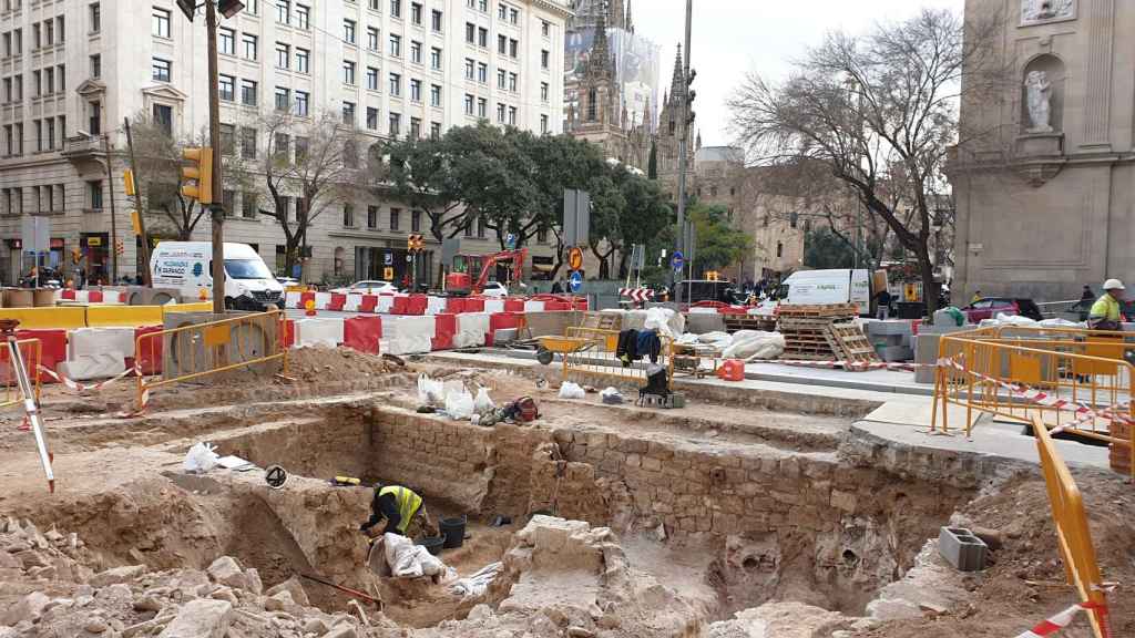 Restos arqueológicos en vía Laietana / HISTÒRIES DE BARCELONA