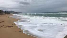 La playa de Badalona durante el temporal / Ayuntamiento de Badalona