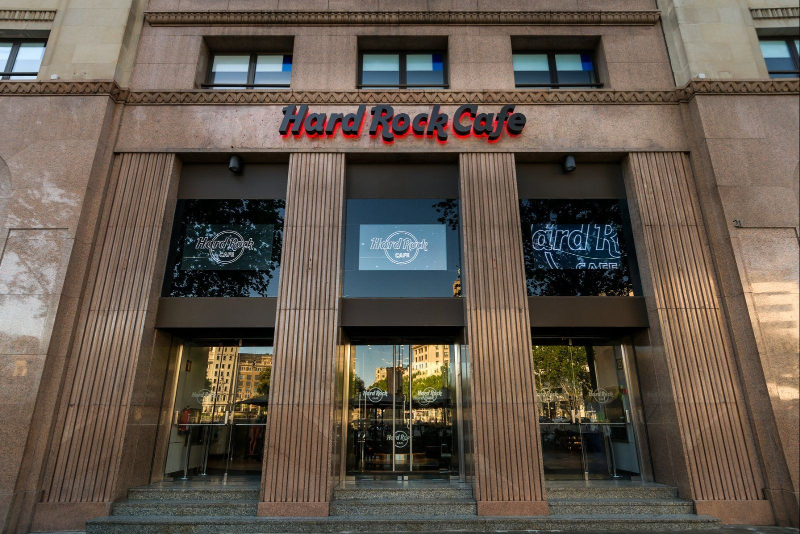 Exterior del Hard Rock Cafe de Barcelona, donde estuvo Levi Davis / HARD ROCK CAFE