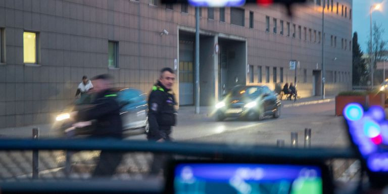 La USIR de la Policía Local de Santa Coloma  / GALA ESPÍN MA