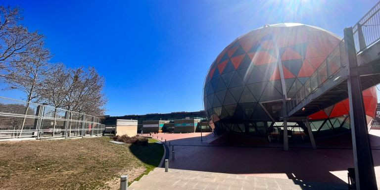 Instalaciones del Centre Comercial Màgic de Badalona / AV - METRÓPOLI