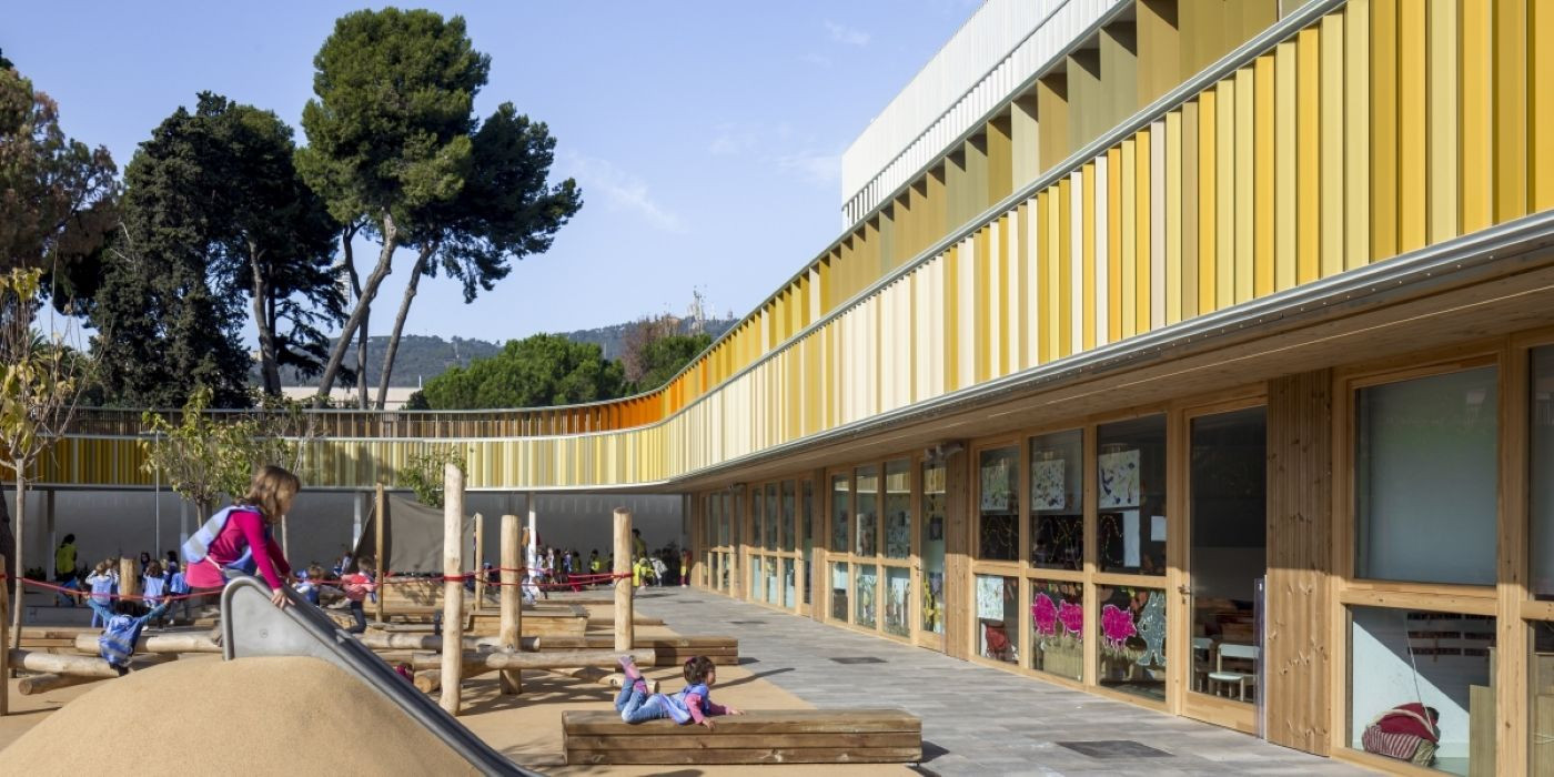 Exterior del Liceo Francés de la calle de Munner / LICEO FRANCÉS