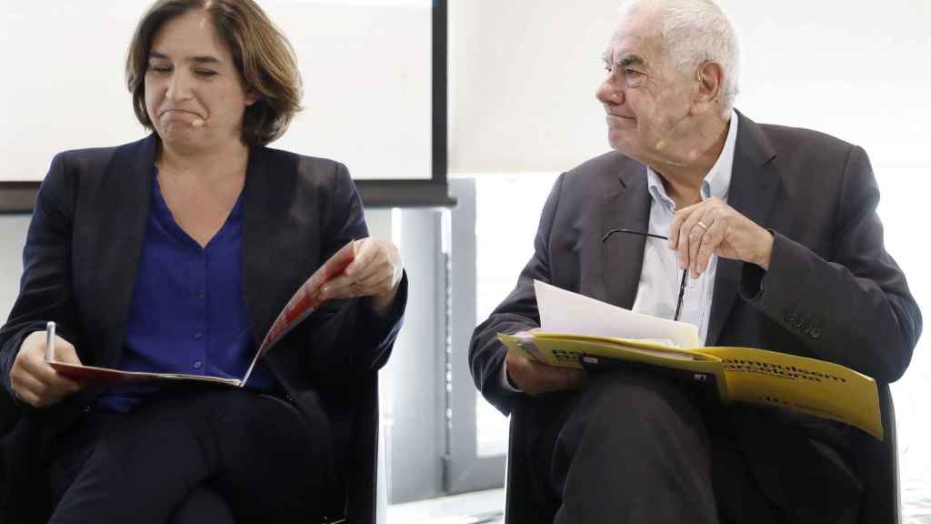 La líder de Barcelona en Comú, Ada Colau, junto al candidato de ERC, Ernest Maragall / EFE